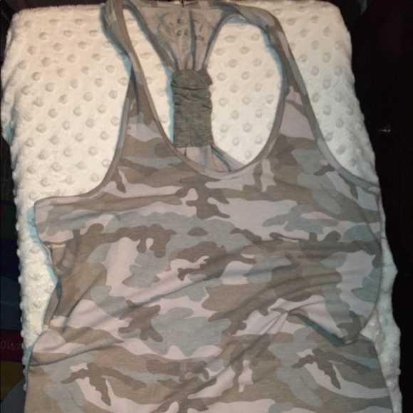 Top - Picture 2 of 5